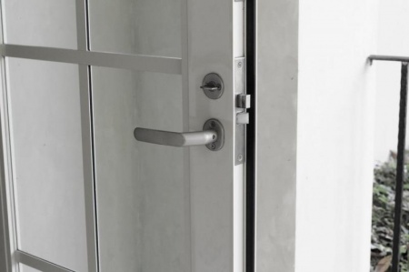 Porte d'entr&eacute;e &agrave; Miribel : quel mat&eacute;riau privil&eacute;gier ?